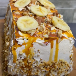Heavenly Banana Walnut Cream Cake Recipe​